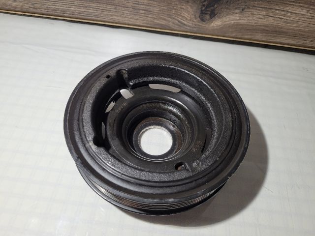 bontott FORD FOCUS III Főtengely Szíjtárcsa