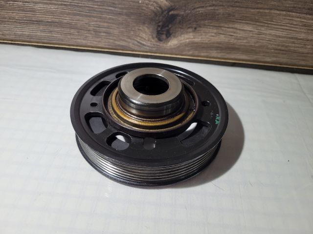 bontott FORD FOCUS III Főtengely Szíjtárcsa