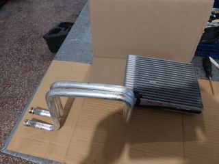 bontott FORD FOCUS III Fűtőradiátor