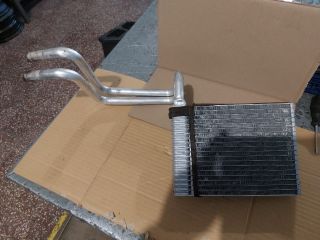 bontott FORD FOCUS III Fűtőradiátor