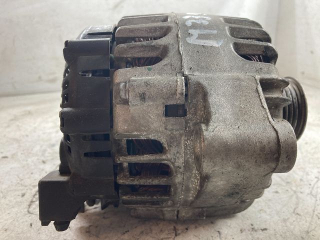 bontott FORD FOCUS III Generátor