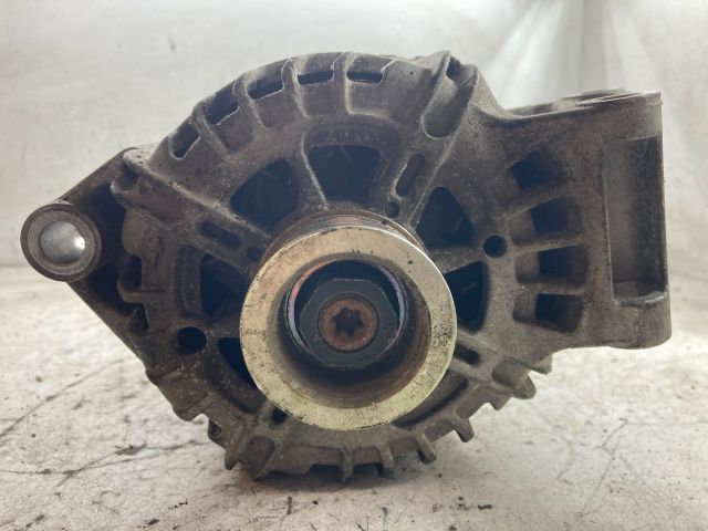 bontott FORD FOCUS III Generátor