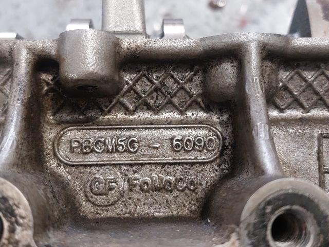 bontott FORD FOCUS III Hengerfej