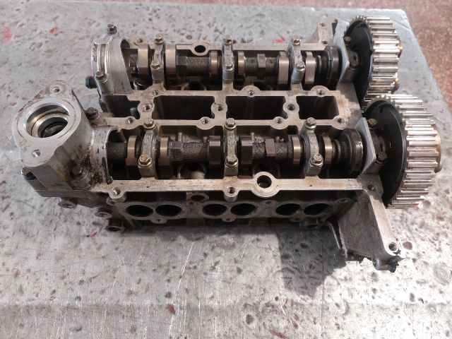 bontott FORD FOCUS III Hengerfej