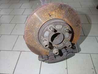 bontott FORD FOCUS III Jobb első Csonkállvány Kerékaggyal