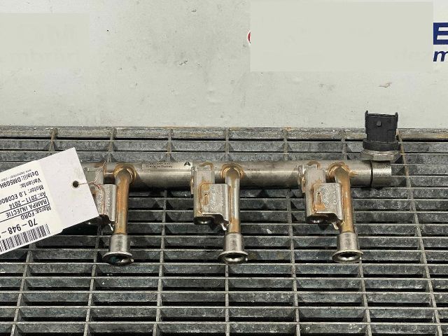 bontott FORD FOCUS III Közösnyomócső