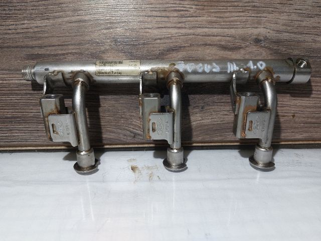 bontott FORD FOCUS III Nagynyomású Üzemanyag Gyűjtőcső