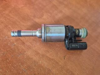 bontott FORD FOCUS III Porlasztó (1 db)