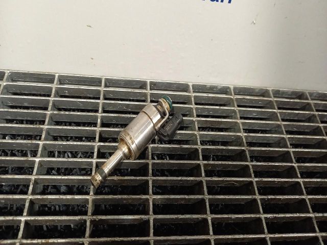 bontott FORD FOCUS III Porlasztó (1 db)