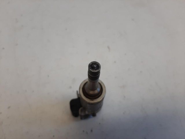 bontott FORD FOCUS III Porlasztó (1 db)