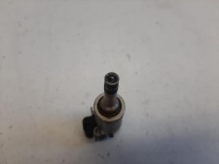 bontott FORD FOCUS III Porlasztó (1 db)