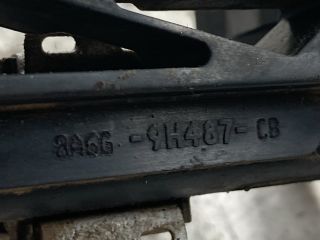 bontott FORD FOCUS III Porlasztó Sor / Híd