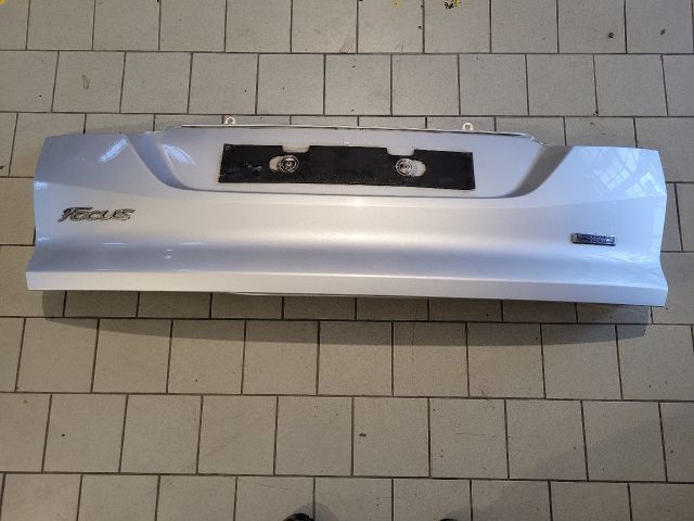 bontott FORD FOCUS III Tanksapka