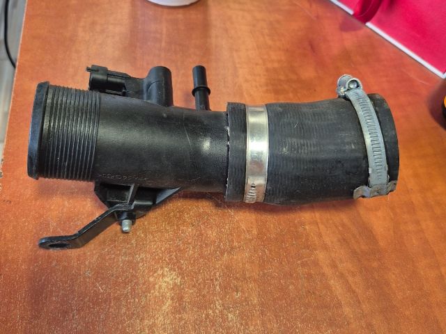 bontott FORD FOCUS III Turbócső