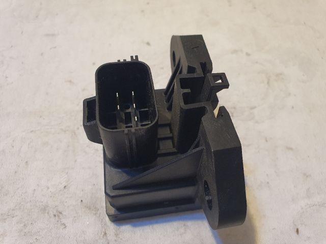 bontott FORD FOCUS III Üzemanyag Szivattyú Relé