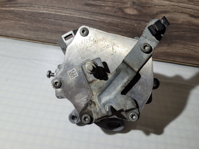 bontott FORD FOCUS III Vákumpumpa