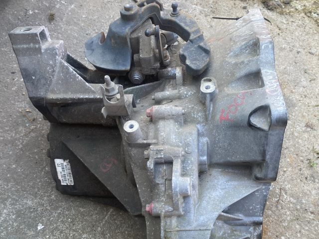 bontott FORD FOCUS III Váltó (Mechanikus)