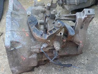 bontott FORD FOCUS III Váltó (Mechanikus)