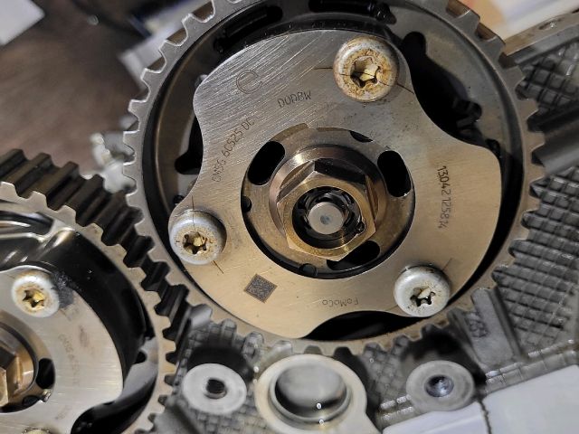 bontott FORD FOCUS III Vezérműkerék