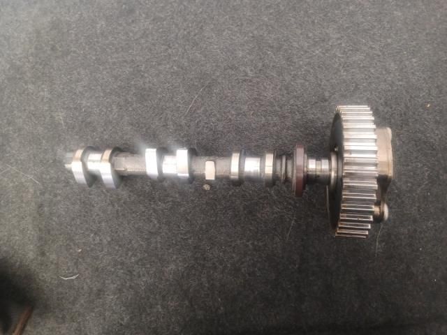 bontott FORD FOCUS III Vezérműtengely (Magában)