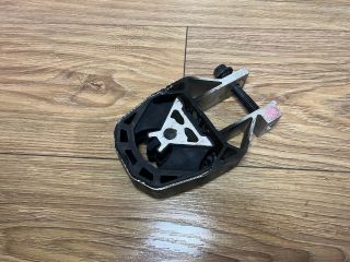 bontott FORD FOCUS III Billenésgátló Bak