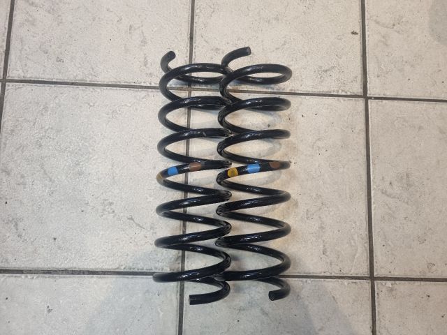 bontott FORD FOCUS III Hátsó Rugó Pár