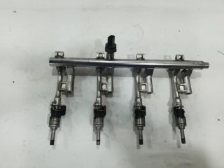 bontott FORD FOCUS III Közösnyomócső