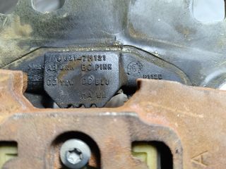 bontott FORD FOCUS III Motor Tartó Bak Bal