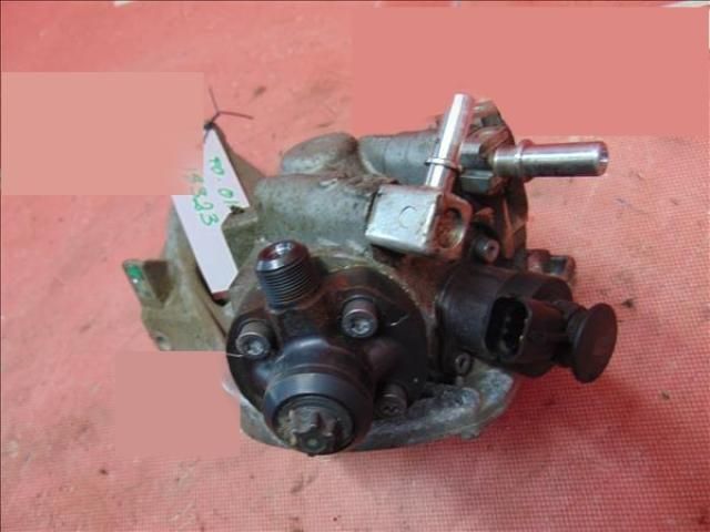 bontott FORD FOCUS III Adagoló