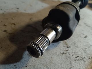 bontott FORD FOCUS III Bal Féltengely