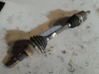 bontott FORD FOCUS III Bal Féltengely