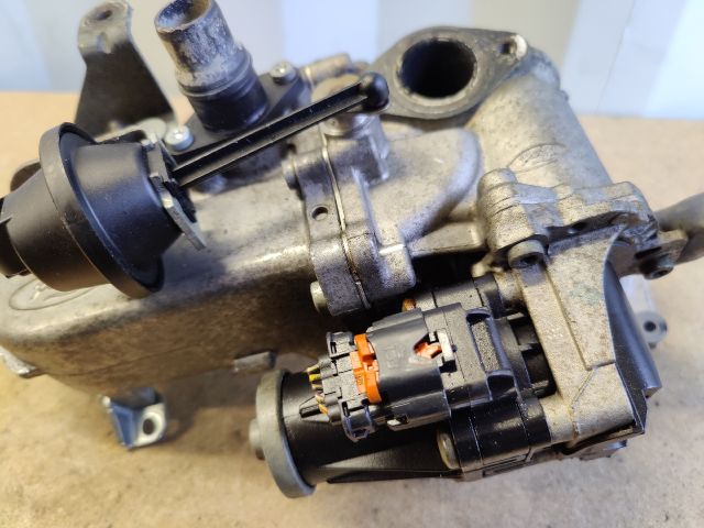 bontott FORD FOCUS III EGR Hűtő