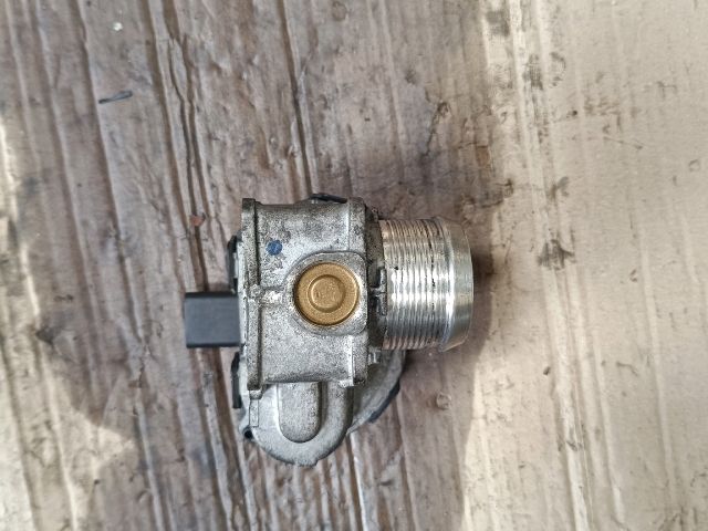 bontott FORD FOCUS III Fojtószelep (Elektromos)