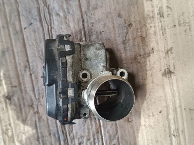 bontott FORD FOCUS III Fojtószelep (Elektromos)