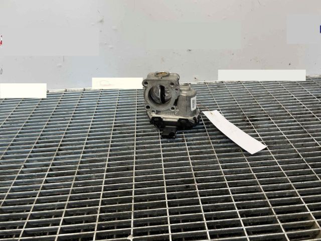 bontott FORD FOCUS III Fojtószelep (Elektromos)