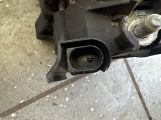 bontott FORD FOCUS III Generátor