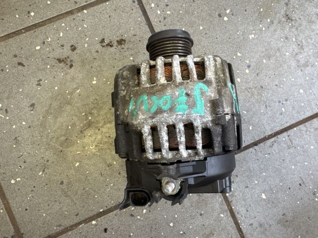 bontott FORD FOCUS III Generátor