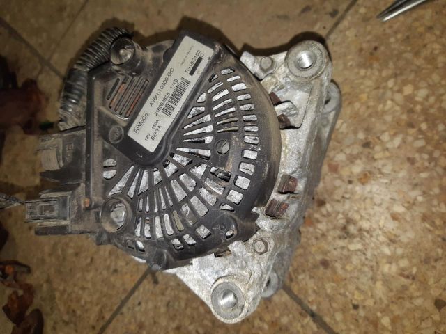 bontott FORD FOCUS III Generátor