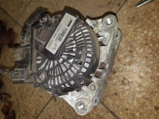 bontott FORD FOCUS III Generátor