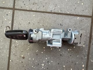 bontott FORD FOCUS III Gyújtáskapcsoló Házzal