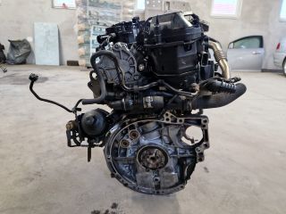 bontott FORD FOCUS III Motor (Fűzött blokk hengerfejjel)