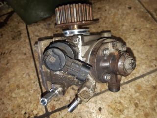 bontott FORD FOCUS III Nagynyomású Szivattyú