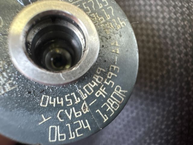 bontott FORD FOCUS III Porlasztó (1 db)