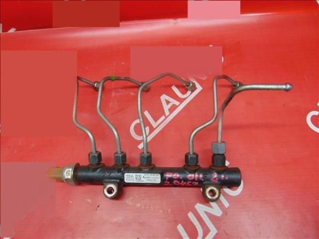 bontott FORD FOCUS III Porlasztó Sor / Híd