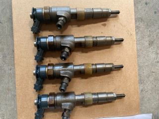 bontott FORD FOCUS III Porlasztó Sor / Híd