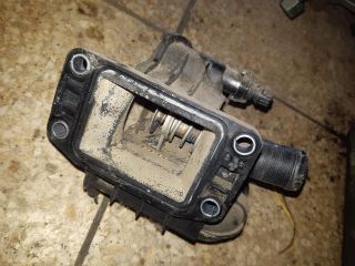 bontott FORD FOCUS III Termosztátház