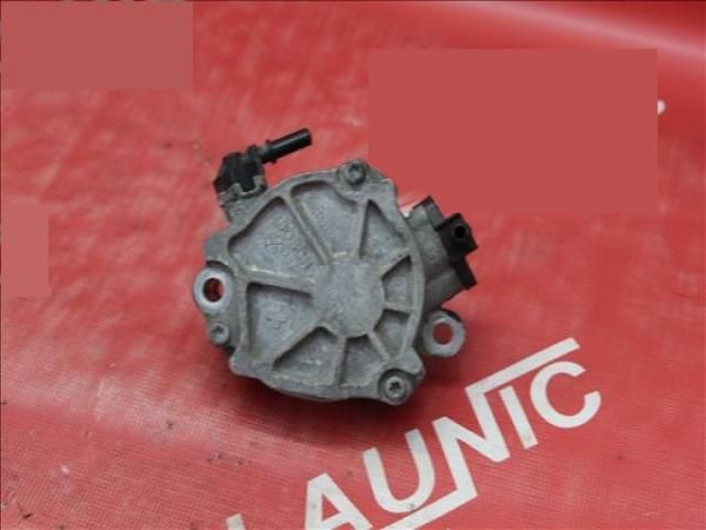 bontott FORD FOCUS III Vákumpumpa