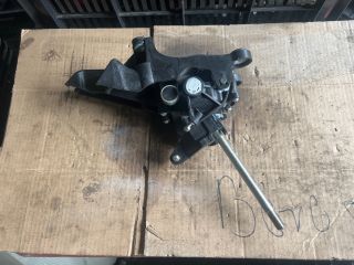 bontott FORD FOCUS III Váltó Kulissza