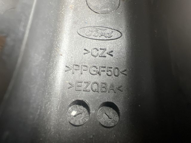 bontott FORD FOCUS III Váltó Kulissza