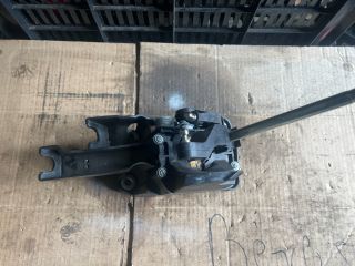 bontott FORD FOCUS III Váltó Kulissza